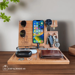 Estación de Celular y Organizador en Madera